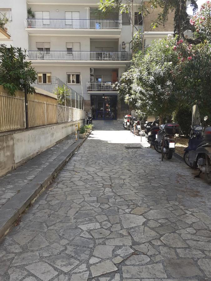 Il Papavero Nero Roma Dış mekan fotoğraf